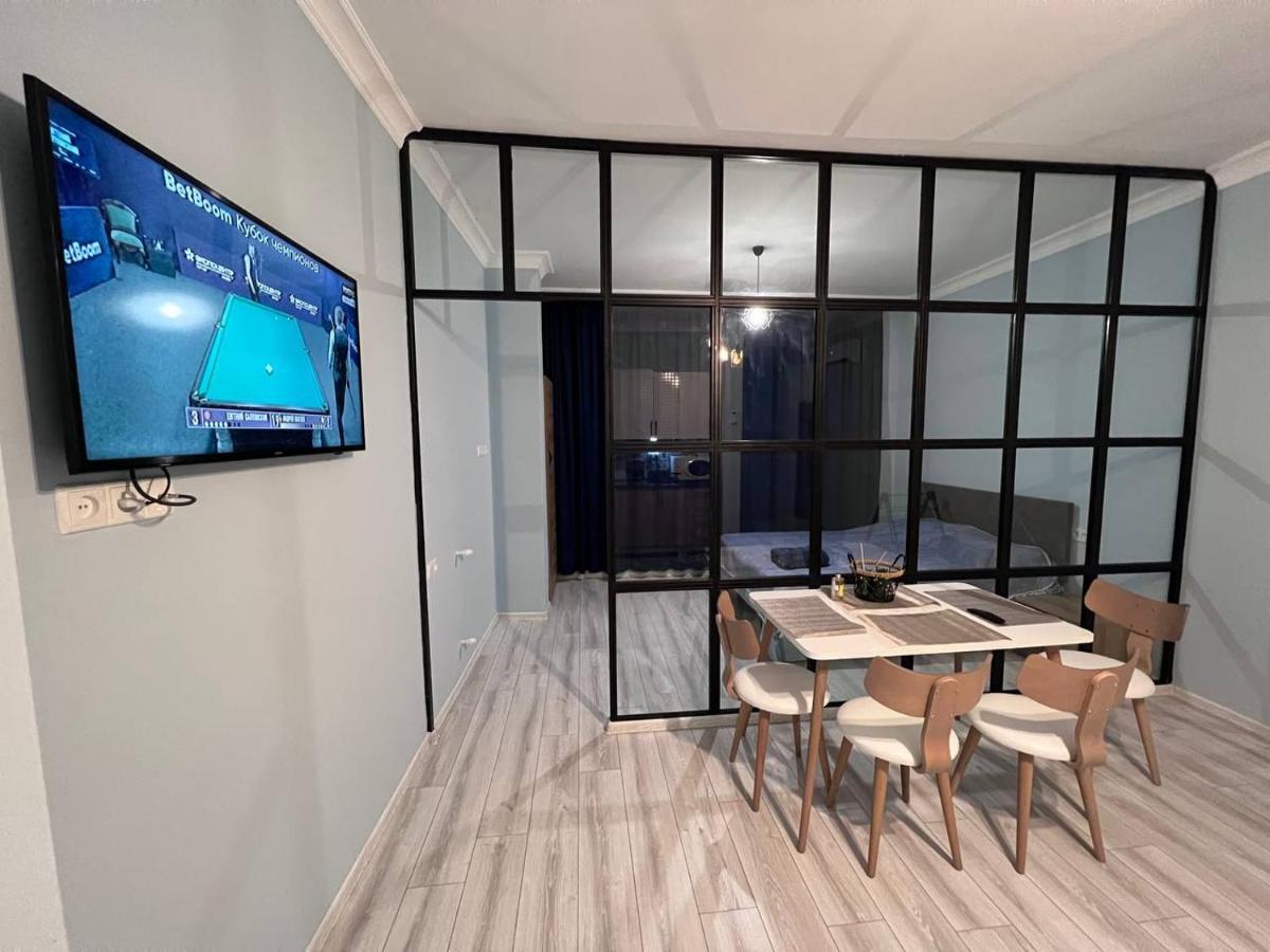 Apartment Merabi Batumi Luaran gambar