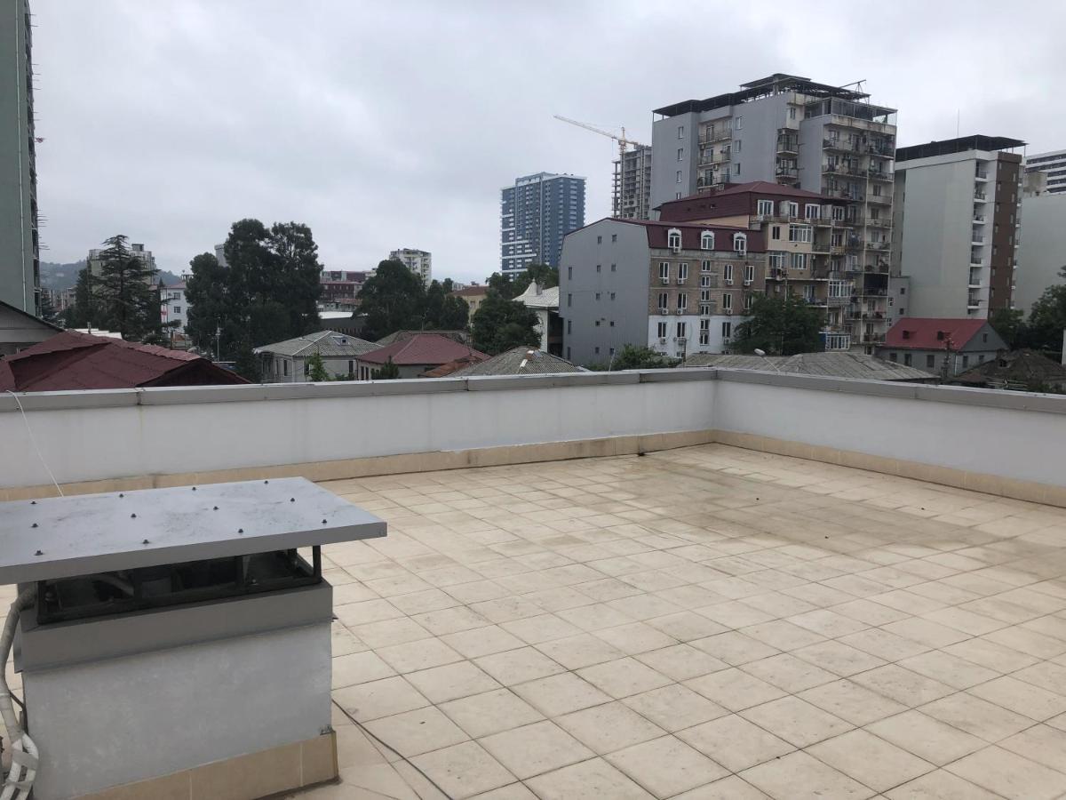 Apartment Merabi Batumi Luaran gambar