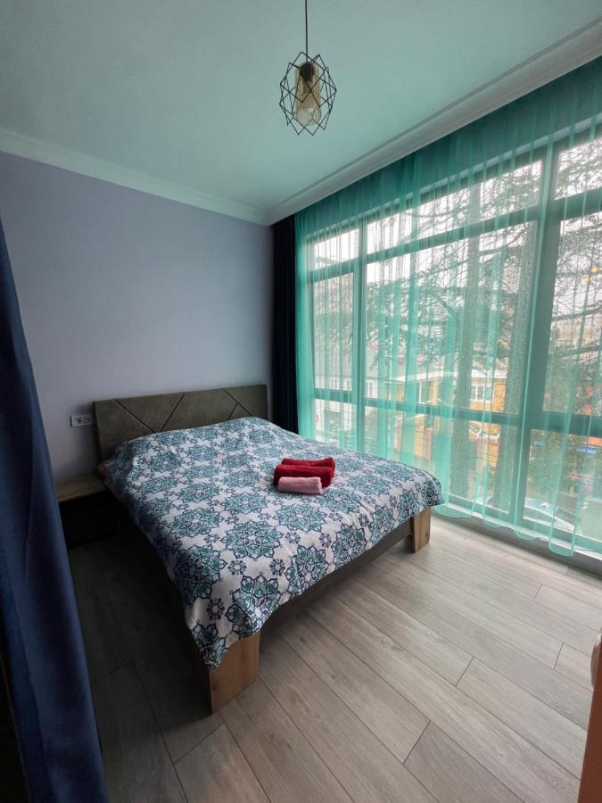 Apartment Merabi Batumi Luaran gambar