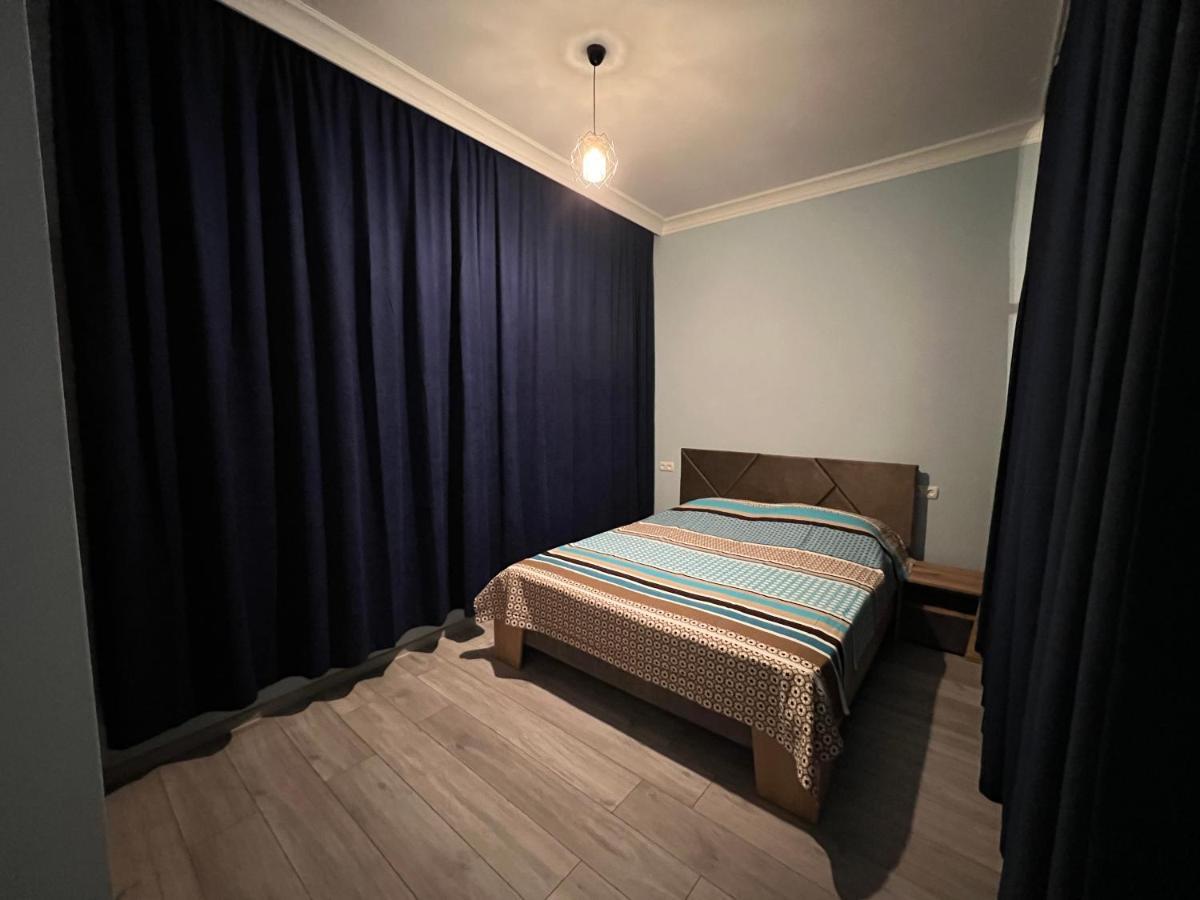 Apartment Merabi Batumi Luaran gambar