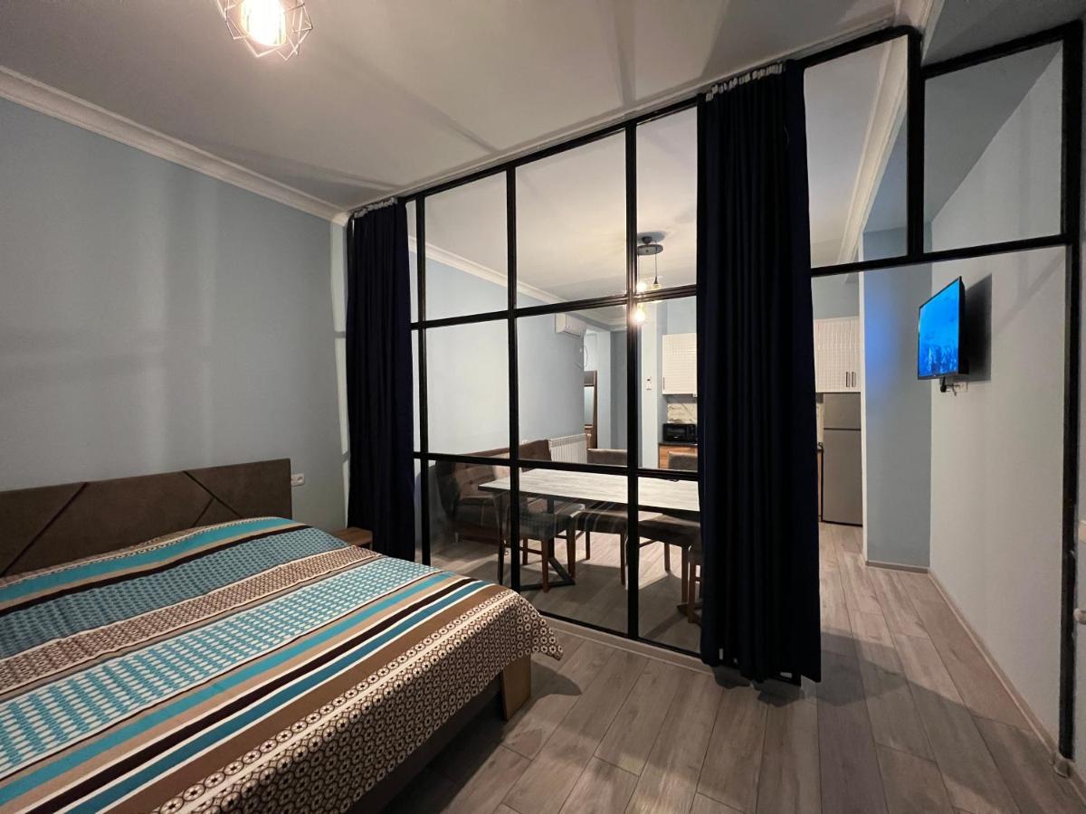 Apartment Merabi Batumi Luaran gambar
