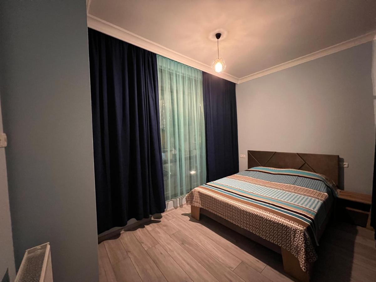 Apartment Merabi Batumi Luaran gambar