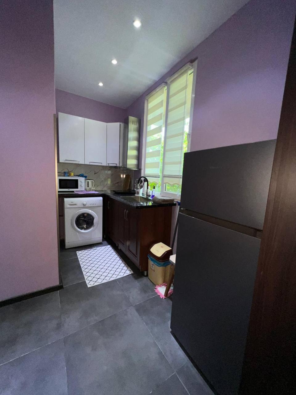 Apartment Merabi Batumi Luaran gambar