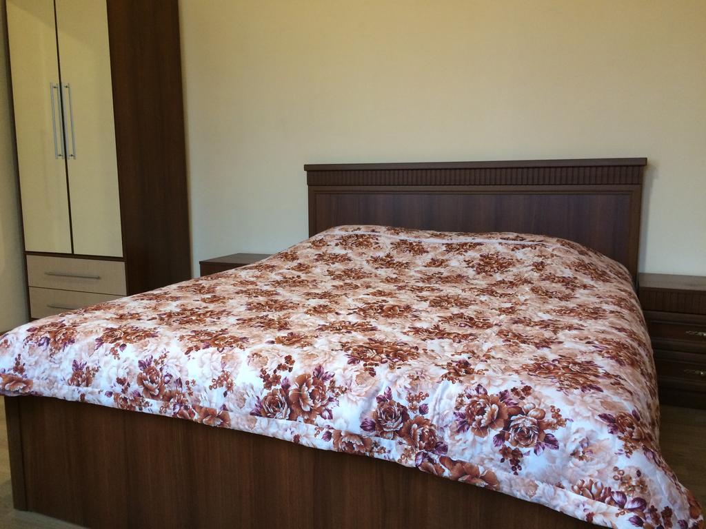 Apartment Merabi Batumi Luaran gambar