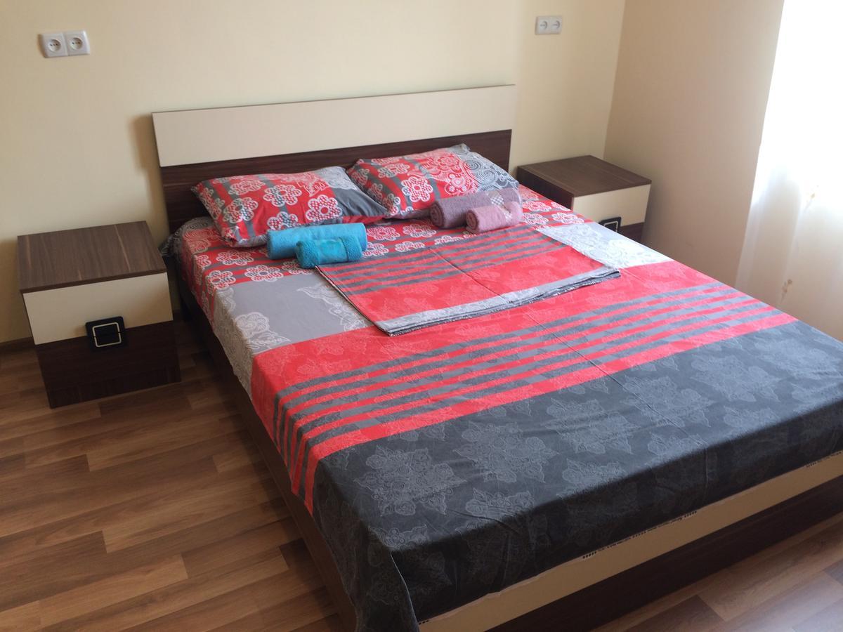 Apartment Merabi Batumi Luaran gambar